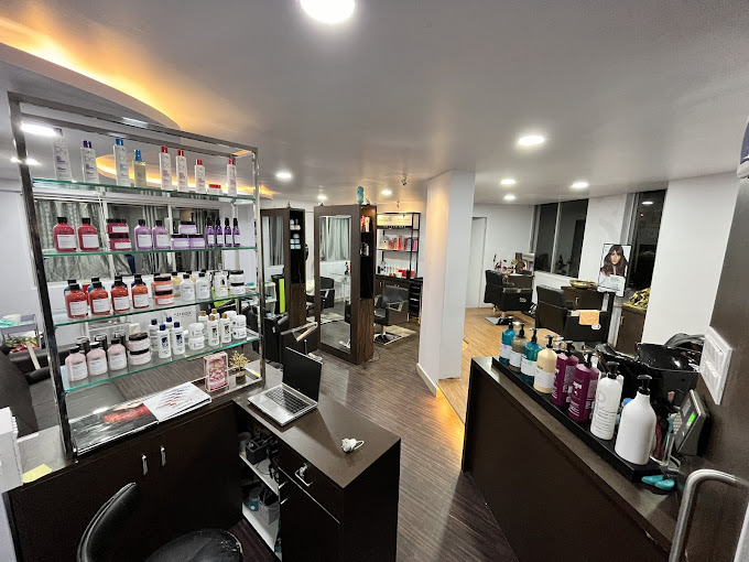 KRUSHH PROFESSIONAL SALON